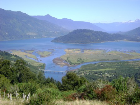 Estuario Reloncavi, Ralun, Chile.